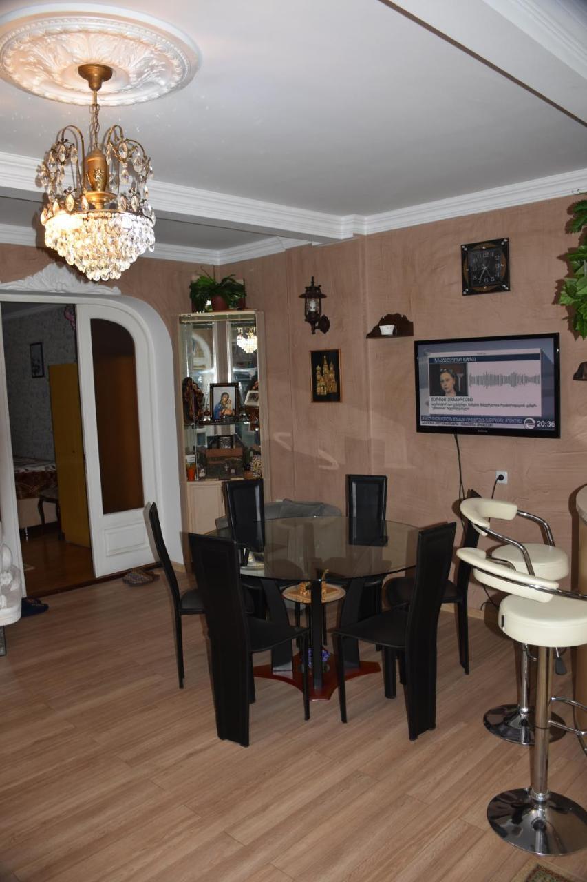 3 Room Flat In Tiflis Dış mekan fotoğraf